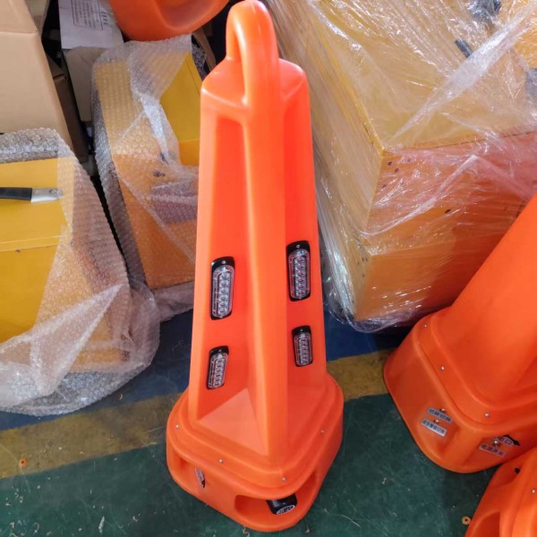 聲光路錐報(bào)警器圖